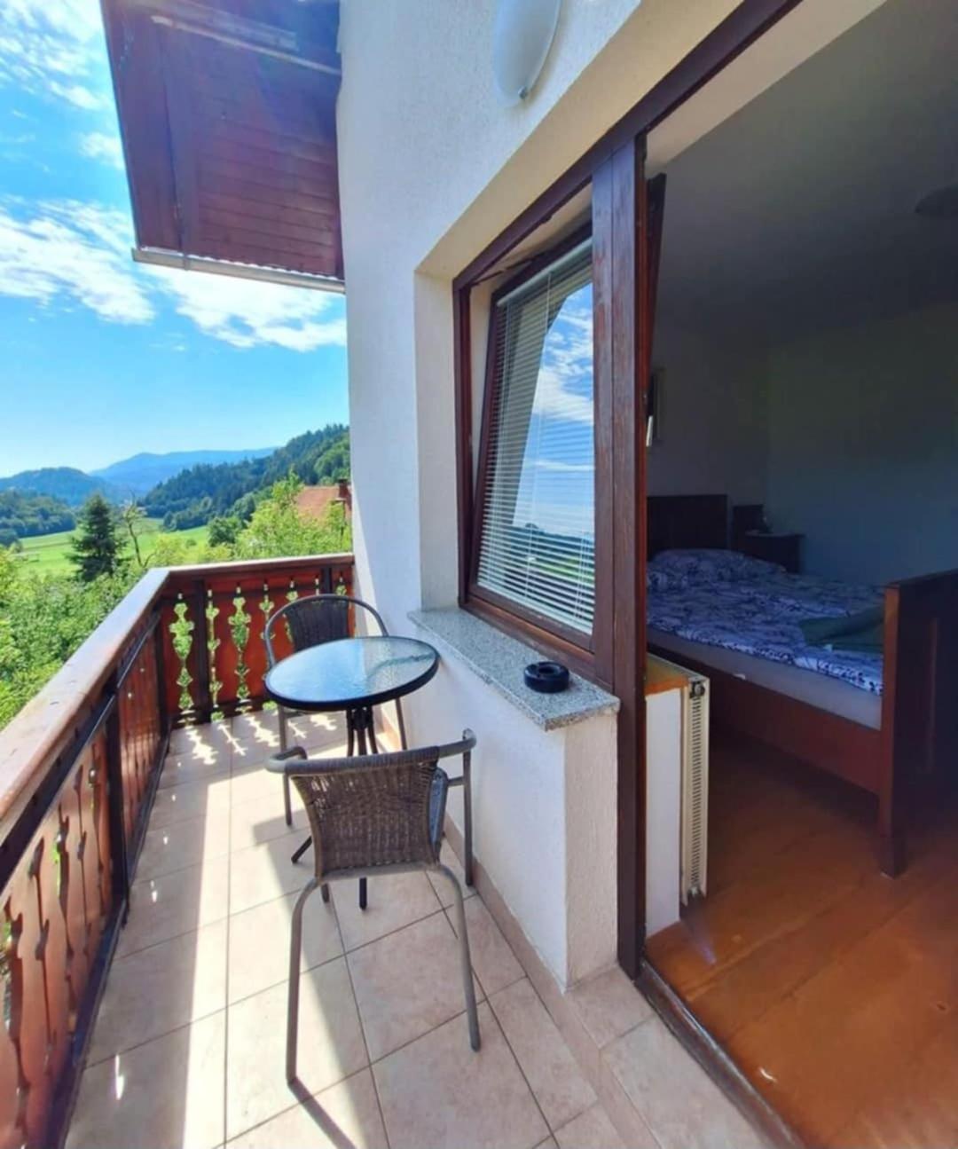 Pr' Hribar Apartment Zgornje Gorje Bilik gambar